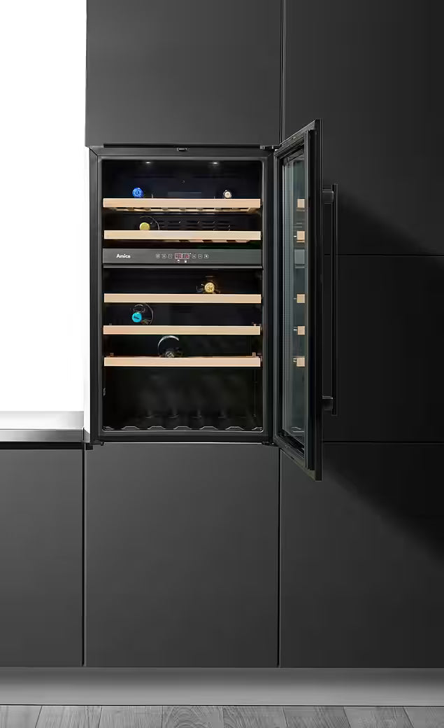 AMICA WK 341 220 S – Built-in wine cooler